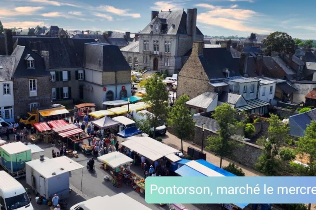 פונטורסון Maison Proche Du Mont Saint Michel מראה חיצוני תמונה