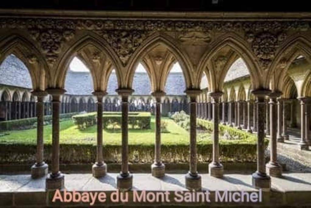 פונטורסון Maison Proche Du Mont Saint Michel מראה חיצוני תמונה